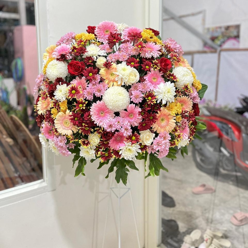 1 - Standing Fresh Flower 